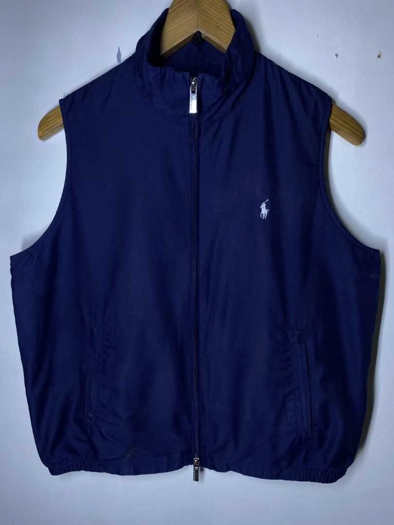 RALPH LAUREN GOLF VEST (Category: Coats, Jackets and Outerwear) located in Manila. Submitted by lunaras_declutter (Listing ID 1469671973, Image 3). Description: EXCELLENT CONDITION 9.5 COLOR RATE SMALL TO MEDIUM.