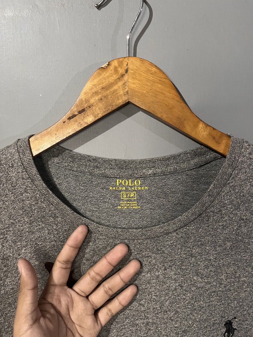 Ralph Lauren grey heather shirt (Category: Tshirts & Polo Shirts ) located in San Mateo. Submitted by street_rev (Listing ID 1469697467, Image 2). Description: 27.5 x 20.5.