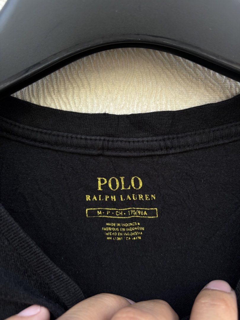 Ralph Lauren Shirt (Category: Tshirts & Polo Shirts ) located in Baybay. Submitted by thrift.ed2023 (Listing ID 1469622408, Image 3). Description: Ralph Lauren Shirt Medium 20x26 No Issue Need Wash Good as New .