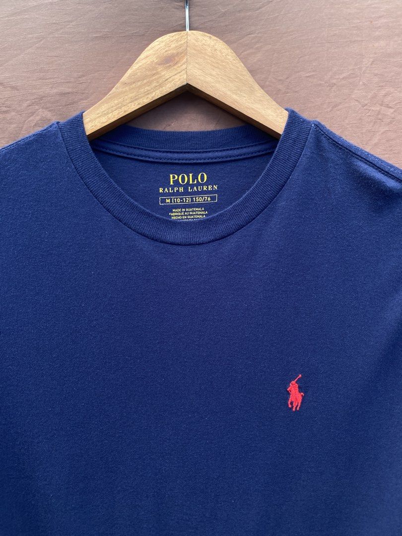 Ralph Lauren Shirt (Category: Tshirts & Polo Shirts ) located in Antipolo. Submitted by treasurethings02 (Listing ID 1469653232, Image 2). Description: Ralph Lauren Shirt Excellent to Asnew Condition 9.5CR Dimensions 19W/26L Small to Medium Stretch Material Check photo details🫶🏻.