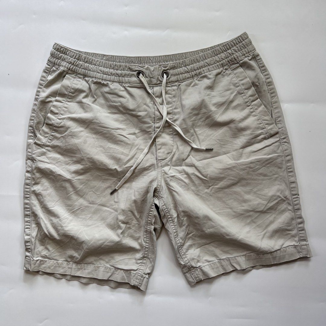 RALPH LAUREN SHORT (Category: Shorts) located in Bacolod City. Submitted by thrifth_to_the_gems (Listing ID 1469618903, Image 2). Description: RALPH LAUREN SHORT SIZE MEDIUM ON TAG WAISTLINE:30-36 LENGTH:18 EXCELLENT CONDITION AUTHENTIC/LEGIT .
