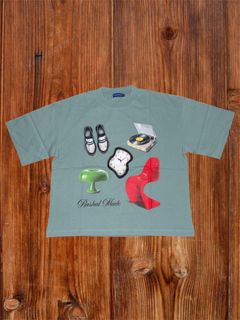 (Category: ) located in . Submitted by car0u_thrift (Listing ID 1469672882, Image 1). Description: .