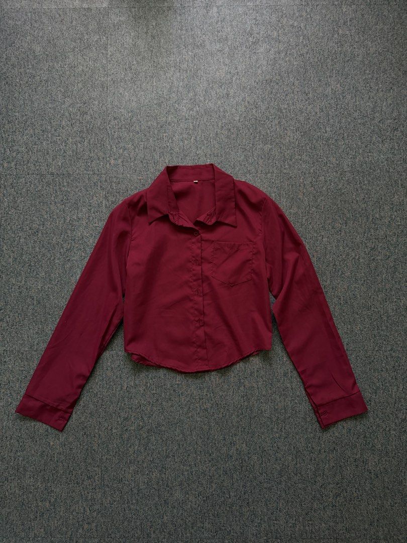 red cropped long sleeves (Category: Longsleeves) located in Rizal. Submitted by wornbyparis (Listing ID 1469606524, Image 2). Description: - worn once .