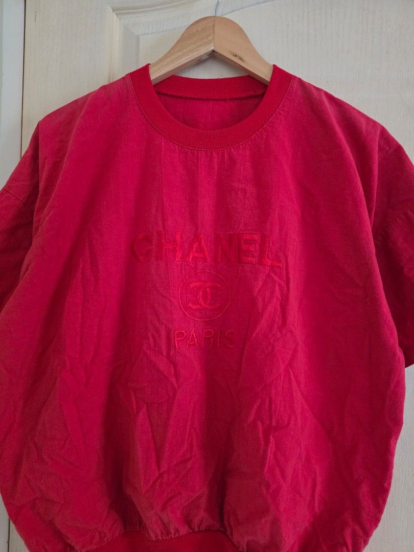 Red linen CC top (Category: Blouses) located in Cavite. Submitted by rydes_clo (Listing ID 1469649040, Image 2). Description: ang ganda neto mga sis ikaw na ang lanalo kapag suot moto medium to xl.