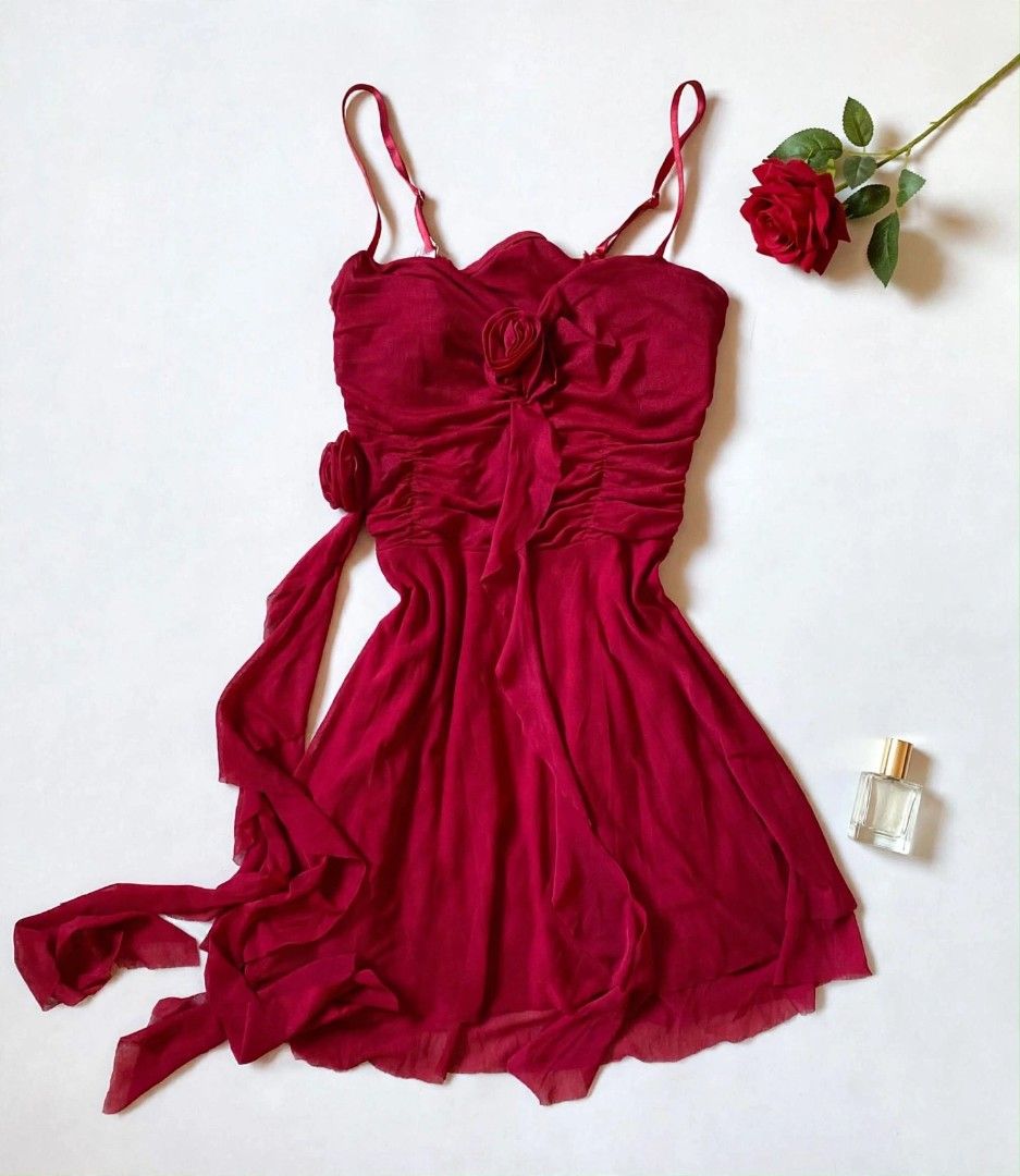 Red Lace Mesh Flower Dress (Category: Dresses) located in Bayombong. Submitted by lovethrifting.slay (Listing ID 1469609363, Image 1). Description: Title: Red Mesh Flower Sexy Dress Description: Preloved Sexy Dress Size: Small Condition: Likenew (once used) Price: Php250 Flaws: none Payment Method: Gcash (payment first before ship) Delivery Option: J&T (74sf shoulder by buyer).