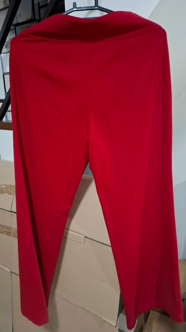 Red Pull On Pants (Category: Other Bottoms) located in Pasig City. Submitted by dripcounty (Listing ID 1469688378, Image 1). Description: Red Pull On Pants ₱180 Bought in the Philippines Size: Unconfirmed — please confirm in chat Condition: Good / preloved Red pull-on pants with a wide waistband and straight legs. Actual item shown in photos. Delivery fee shouldered by buyer (Lalamove / other courier). Item price excludes delivery. Payment via ca