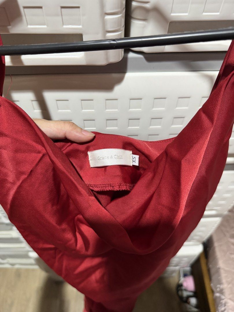 Red Silk Dress (Category: Dresses) located in Manila. Submitted by bln.preloved (Listing ID 1469718145, Image 3). Description: - size small - used once for bday.