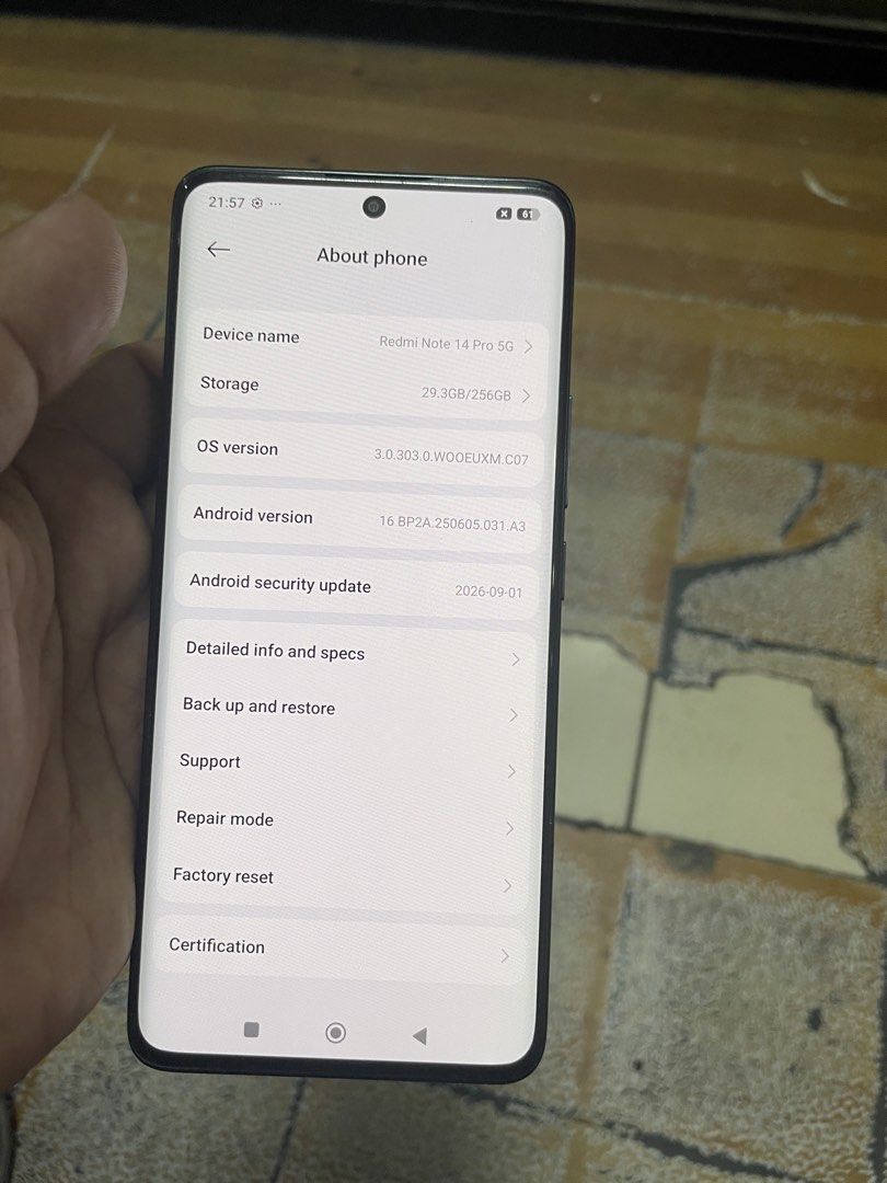 Redmi note 14 Pro 5G (Category: Android Others) located in Manila. Submitted by dexsam778 (Listing ID 1469705544, Image 3). Description: Redmi note 14 Pro 5G 256gb Global with playstore na Unit and case only Makinis unit Pm for surebuyer Meet buyer Meet up good earth plaza Carriedo station Manila For cod sagot muna byd sa rider.