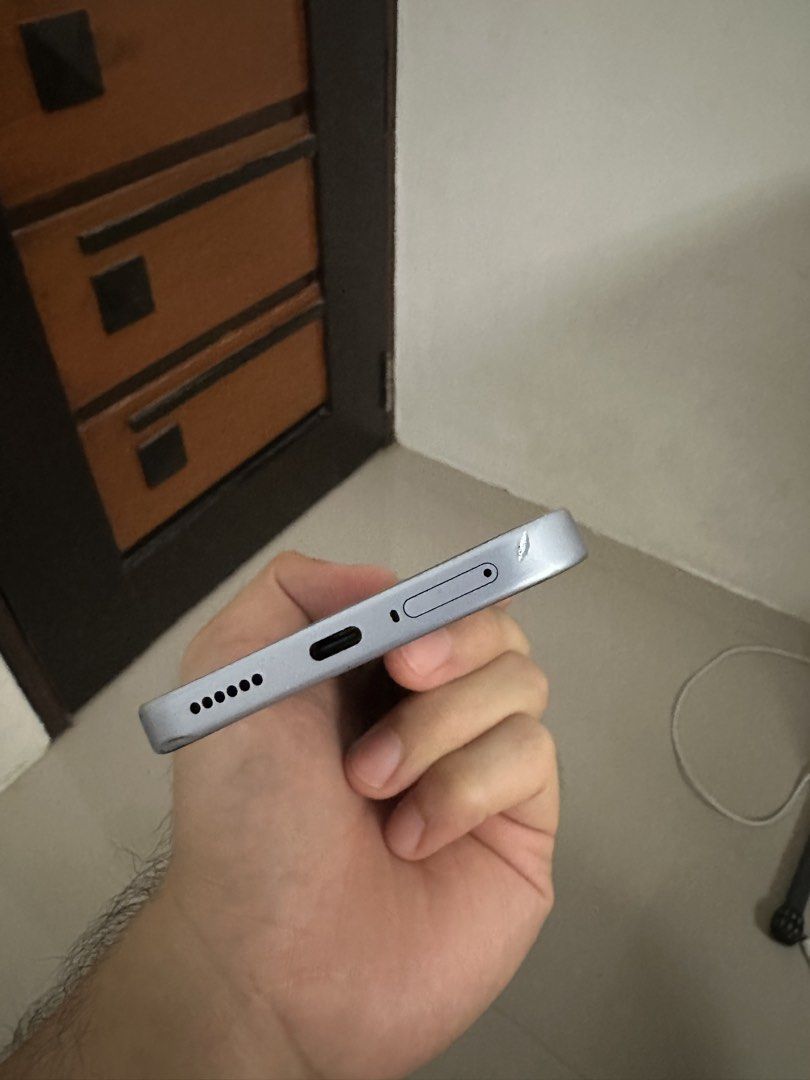 REDMI Note 17 Pro (Category: Xiaomi) located in Manila. Submitted by archivesnisoy (Listing ID 1469613787, Image 2). Description: Still new, but please take note that the unit has some dents due to the drops tests done for social media content. Original price is 21k..
