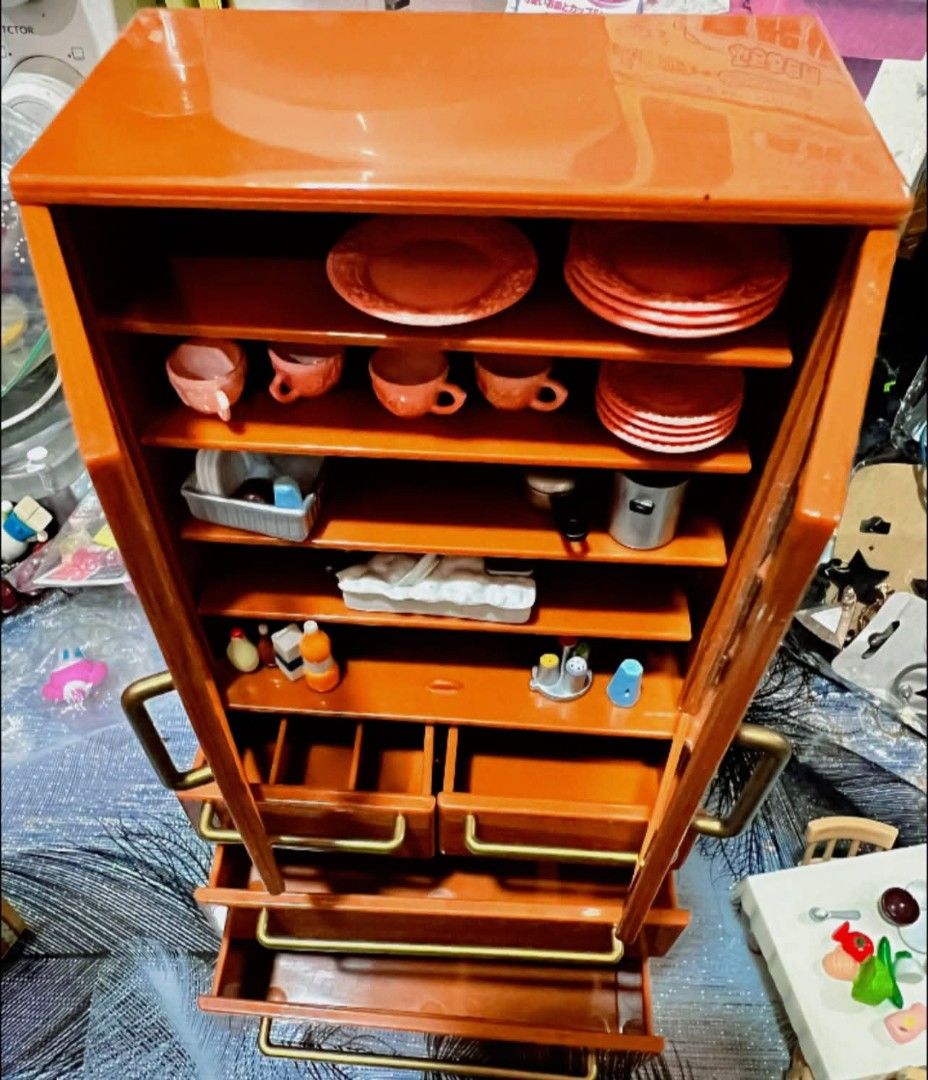 Rement Kitchen Miniature (Category: Vintage Collectibles) located in Baguio. Submitted by thrifters_shop (Listing ID 1469581601, Image 3). Description: .