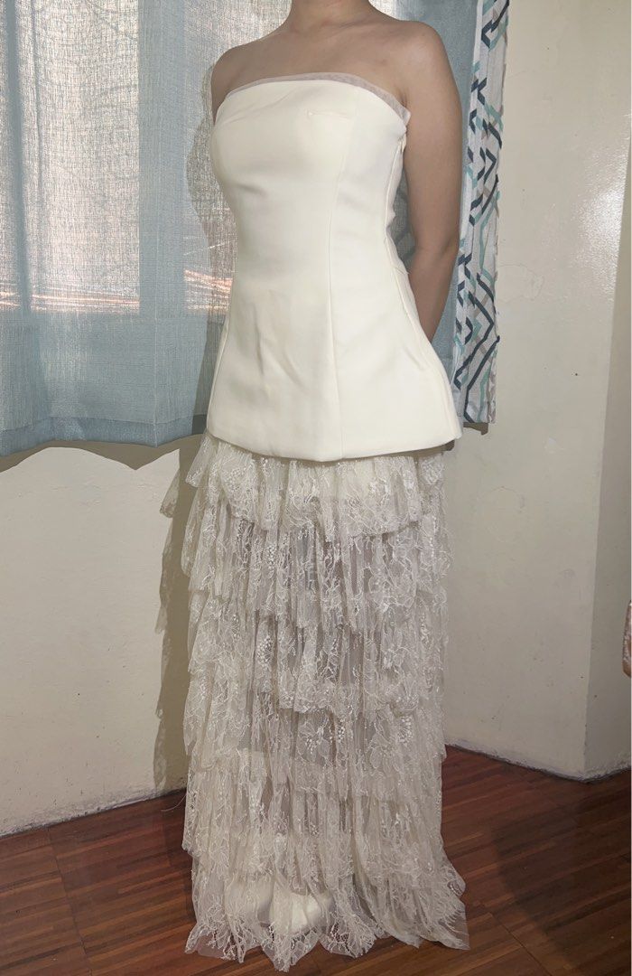 RENT: Cream Lace Dress (Category: Dresses) located in Manila. Submitted by nicole.lcn (Listing ID 1469732508, Image 2). Description: Rent for only 600 pesos +100 filipiniana sleeves Location: Las Piñas City Color: Cream Size: S-M Bust: 80cm | 31-32 Waist: 70cm | 27-28 Skirt length: 105cm | 41 inches Rental period: 2 days Day 1: Deliver Day 2: Wear and Return (anytime of the day) Can return by Day 3, morning IF no renter by that day Modern Filipin