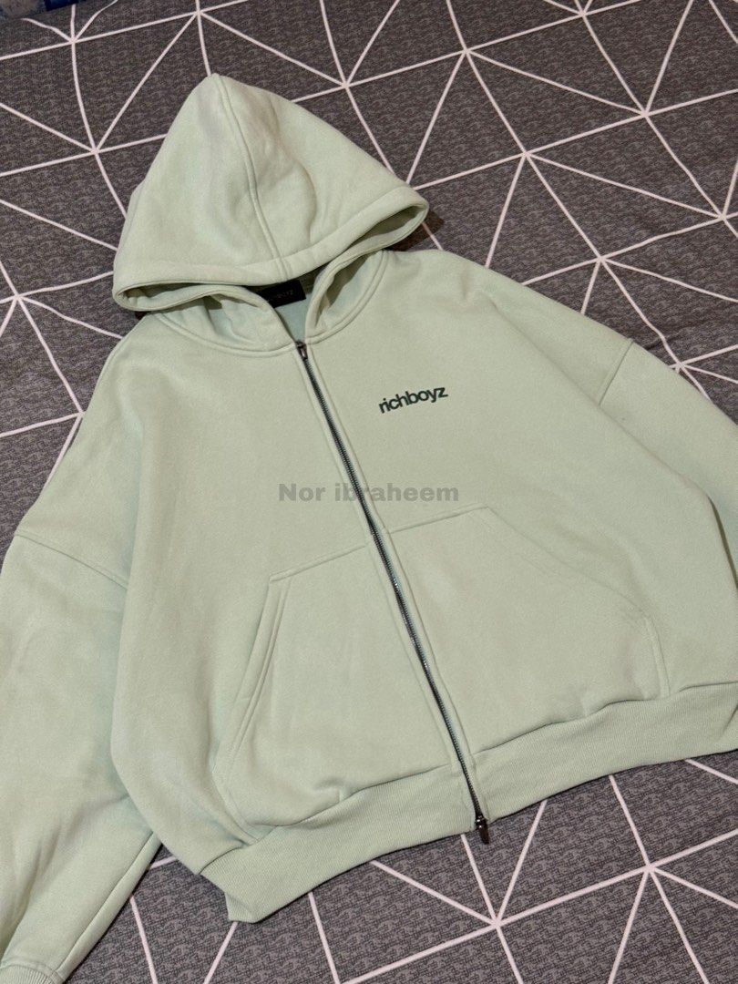 Richboyz Hoodie “Matcha” (Category: Hoodies) located in Manila. Submitted by _hykeem (Listing ID 1469594432, Image 1). Description: - Double zip hoodie “Matcha” - Size “XL” - Used once - Taytay rizal - Can do meetup, lalamove or jnt - DM for more details.