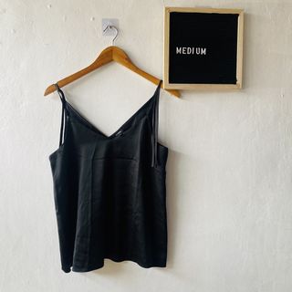 (Category: ) located in . Submitted by lovemyclothes21 (Listing ID 1469617125, Image 1). Description: .