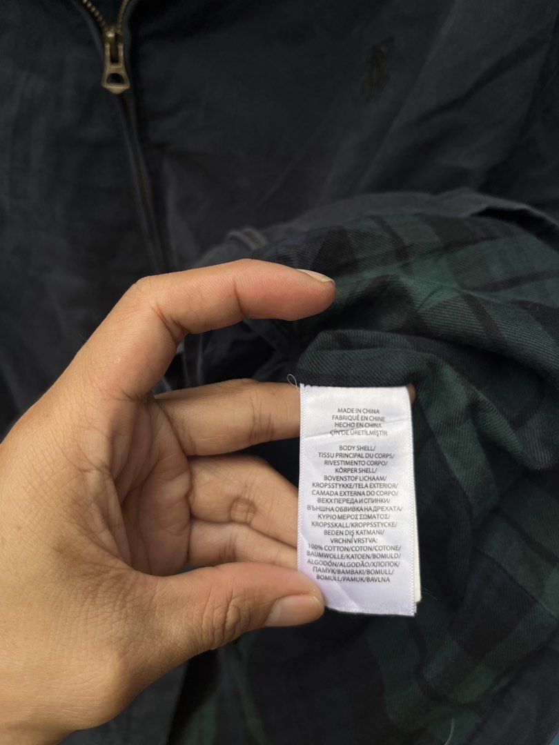 RL (Category: Coats, Jackets and Outerwear) located in City of Isabela. Submitted by ibzagga (Listing ID 1469657356, Image 3). Description: 25x28 dimes .