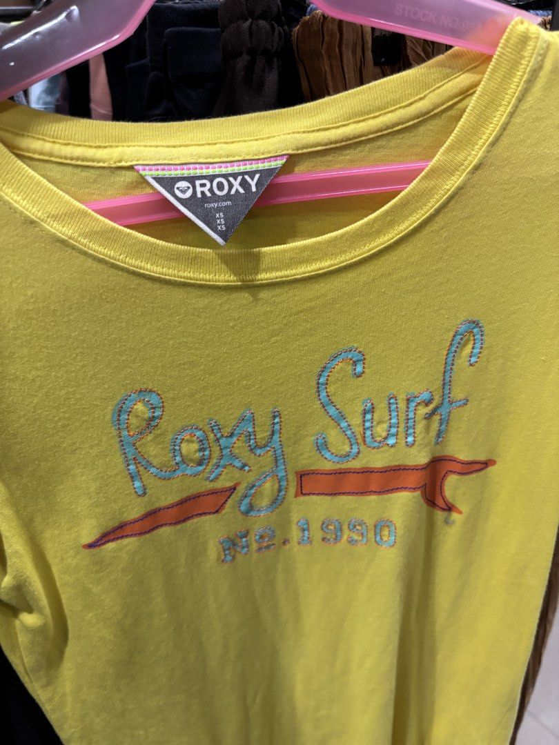 Roxy Surf Tshirt (Category: Shirts) located in Puerto Princesa. Submitted by 18arc (Listing ID 1469728241, Image 2). Description: .