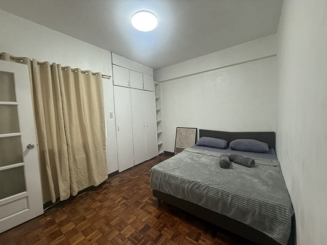 Rush Condo for sale (Category: Apartments & Condos) located in Paranaque City. Submitted by mariacarina2020 (Listing ID 1469638892, Image 3). Description: Rush sale condo at Cityland tower 9,Dela Rosa St.Makati City.