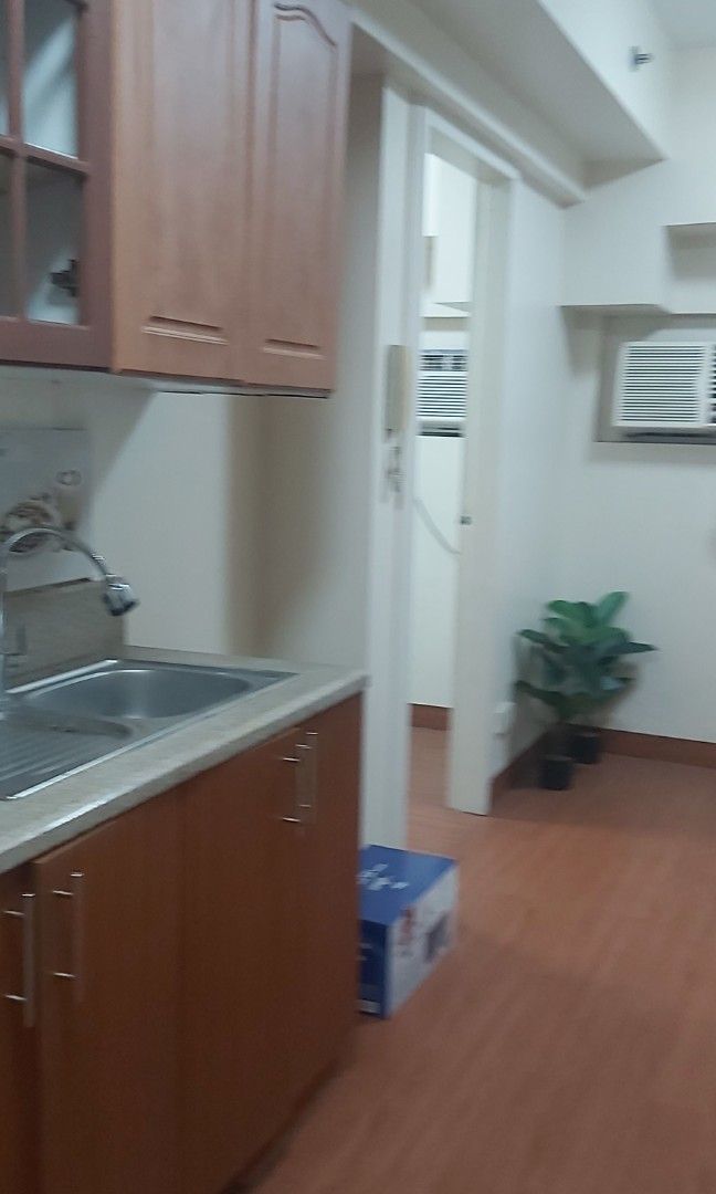 Rush sale condo (Category: Apartments & Condos) located in Paranaque City. Submitted by mariacarina2020 (Listing ID 1469641538, Image 2). Description: Rush sale condo at East of Galleria,Ortigas Pasig City.Walking distance to Robinsons Galleria mall.54sqm. 2bedroom, semi furnished, with aircons and water heater. selling at 5.8million net negotiable.