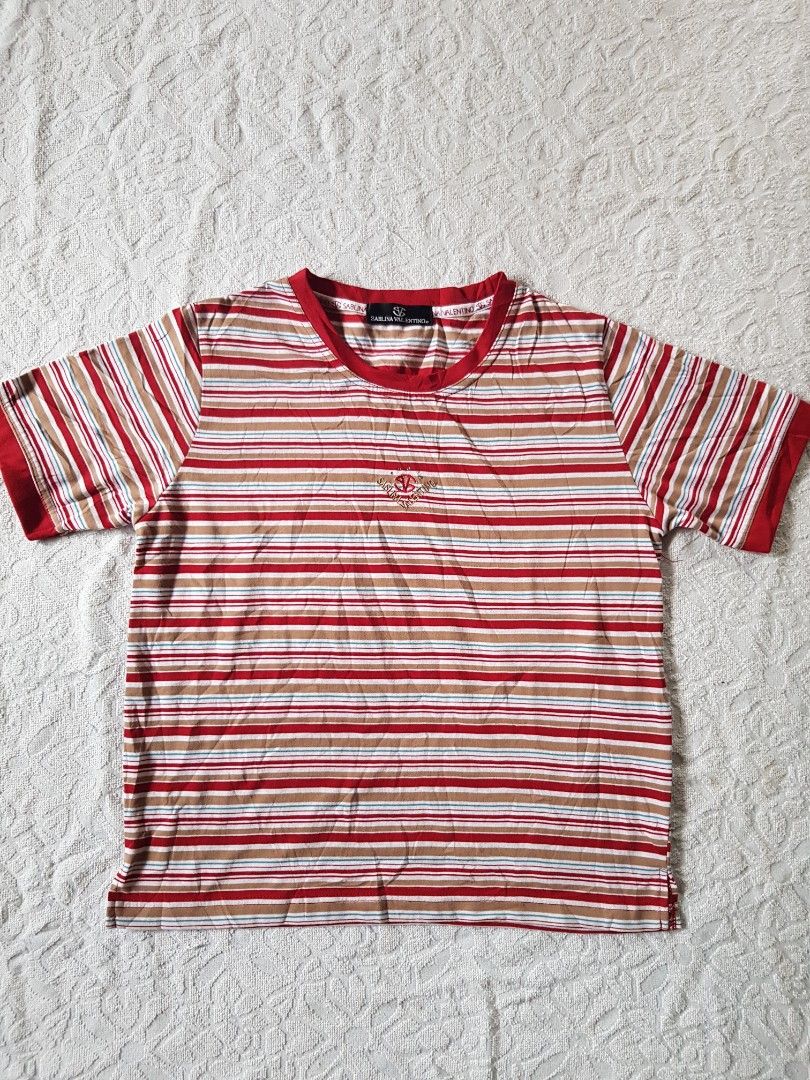 Sablina Valentino T Shirt (Category: Luxury Apparel) located in Santo Domingo. Submitted by jcobedoza213916 (Listing ID 1469576715, Image 1). Description: Sablina Valentino T Shirt Women's Width 19 Lenght 22-23 chest Embroid logo sablina valentino Wash Tag JAPAN stretchable size on tag MEDIUM excellent condition color rate 10/10 goods as a new no issue.