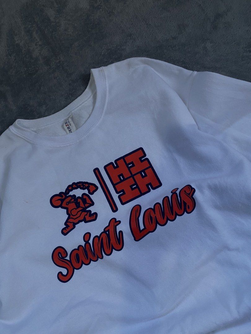 Saint Louis Sweater Y2k Jacket (Category: Coats, Jackets and Outerwear) located in Manila. Submitted by fitmitless.fl (Listing ID 1469723636, Image 2). Description: width: 22-23 length: 26 color rate:10/10 condition:10/10 Issue: n/a .