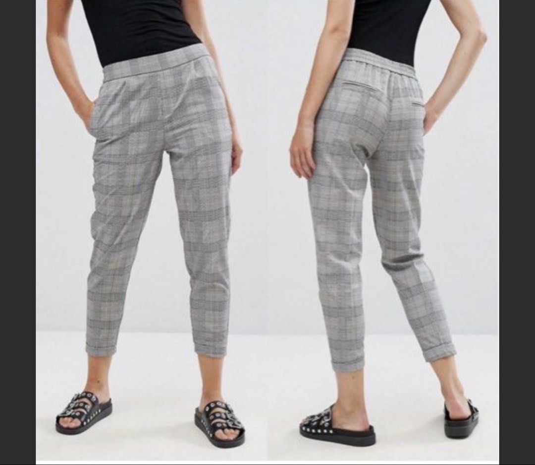 SALE‼️ PULL&BEAR plaid trouser (Category: Jeans) located in San Jose del Monte. Submitted by senorita_wella (Listing ID 1469653318, Image 1). Description: .