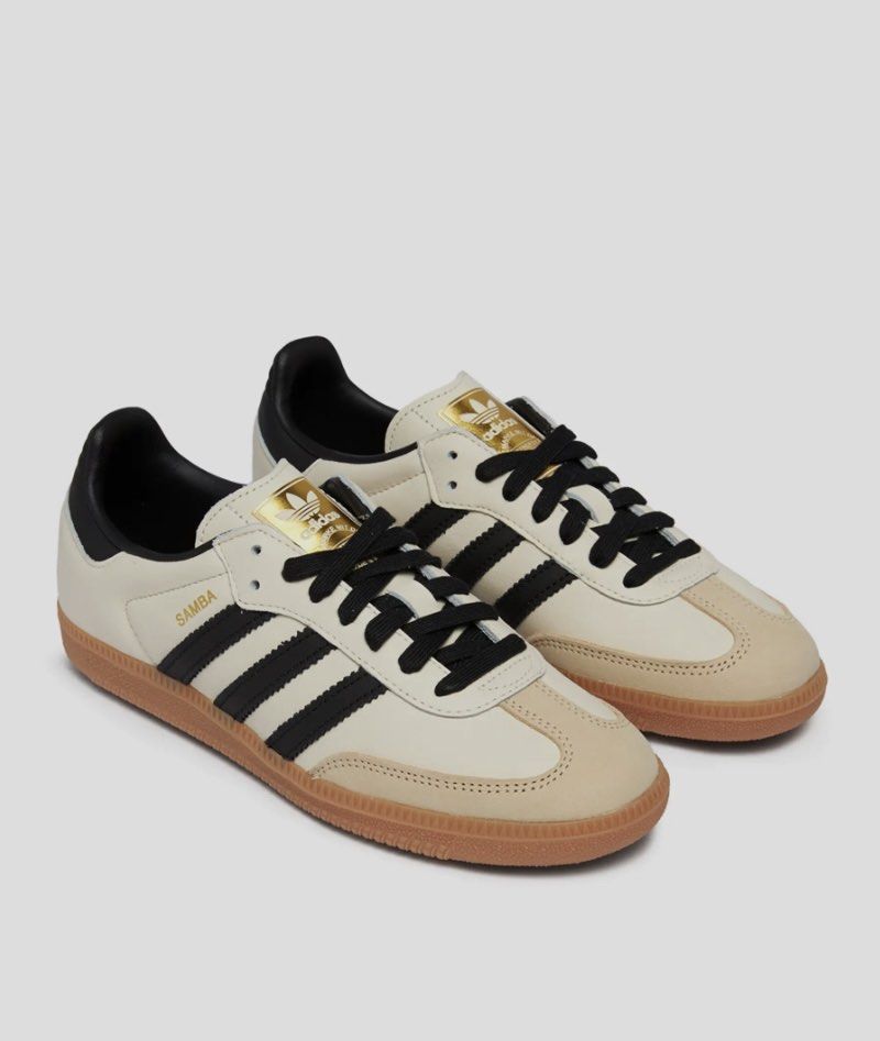 Samba Cloud (Category: Sneakers) located in Kuala Lumpur. Submitted by le.collective (Listing ID 1469716355, Image 1). Description: -Box included.