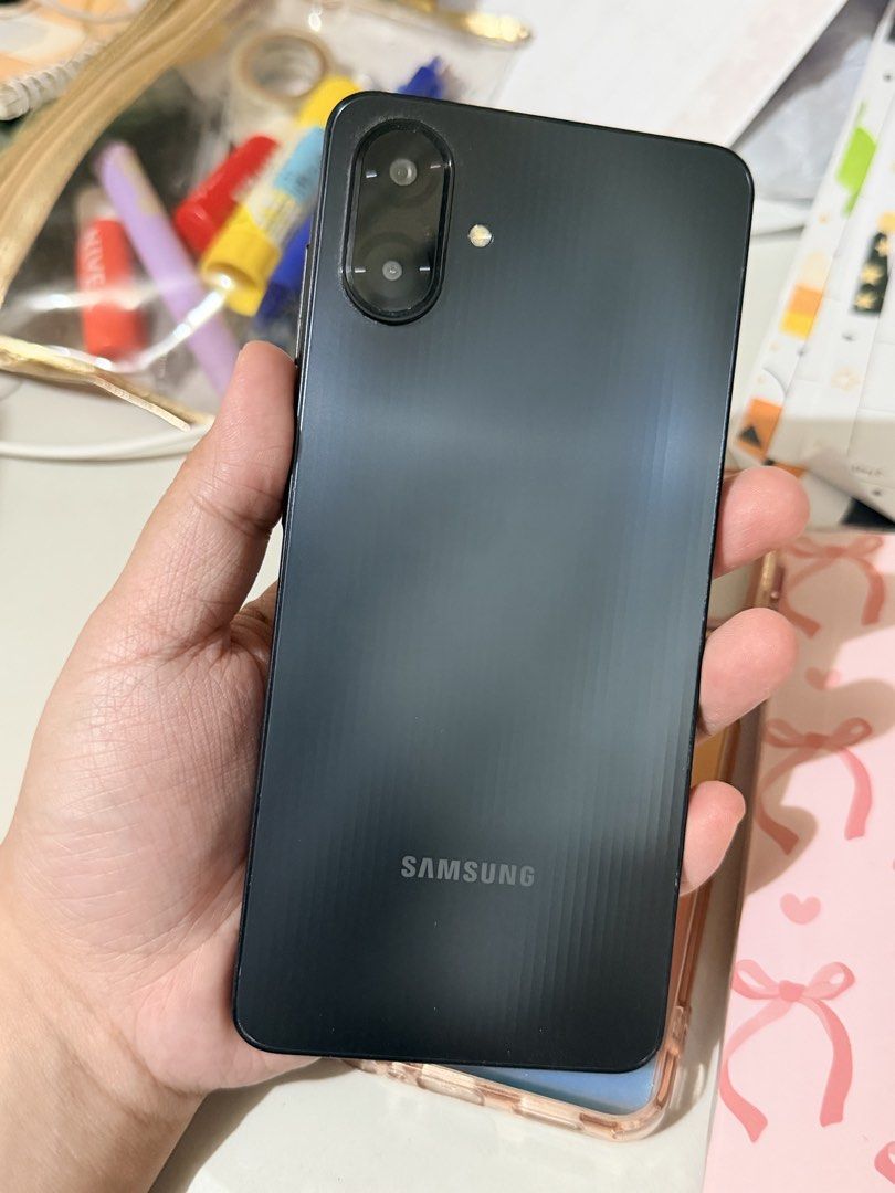 Samsung A07 4G (Category: Samsung) located in Manila. Submitted by mythingsdeclutter (Listing ID 1469676151, Image 1). Description: 📱 SAMSUNG A07 4G * Storage: 64GB * Condition: No issues, smooth performance * Physical condition: No dents * Inclusions: Phone case and charging cord * Reason for Selling (RFS): This is only my second phone for another SIM card. I don’t use it that much anymore. 📩 Message me for inquiries!.