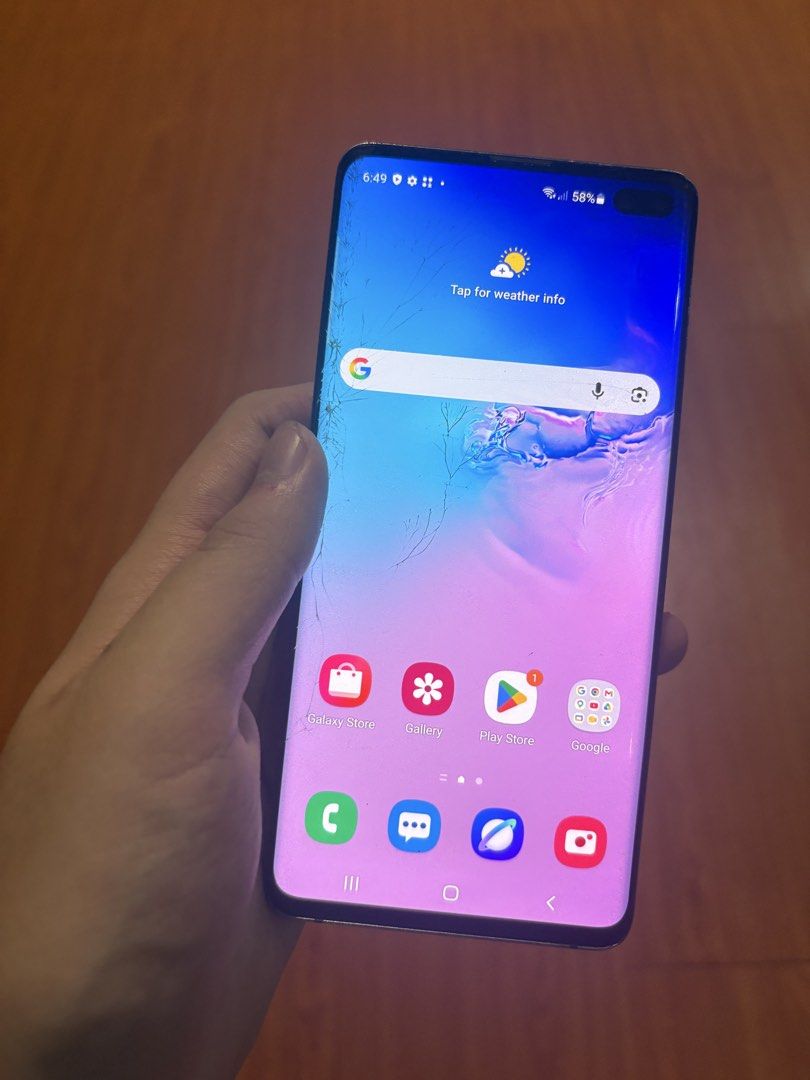 Samsung Galaxy S10 Plus (128 GB) (Category: Samsung) located in Pasay City. Submitted by enzopeco (Listing ID 1469673913, Image 1). Description: Samsung Galaxy S10 Plus 128 GB Good working condition No box, no charger Issues: Cracked LCD, loose back cover and camera lens, battery still original (can be used normally pero wag mag expect) 3,500 pesos PM for more inquiries.