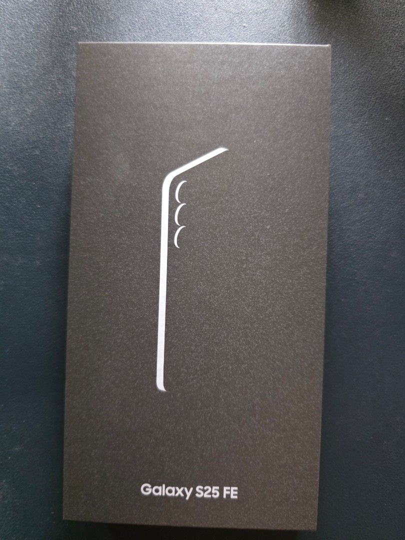 Samsung Galaxy S25 FE (Category: Samsung) located in Taguig. Submitted by jnglsst (Listing ID 1469613816, Image 1). Description: For Sale Only Samsung Galaxy S25 FE 8/256GB Jetblack Brand New and Sealed Rfs: don't need it.