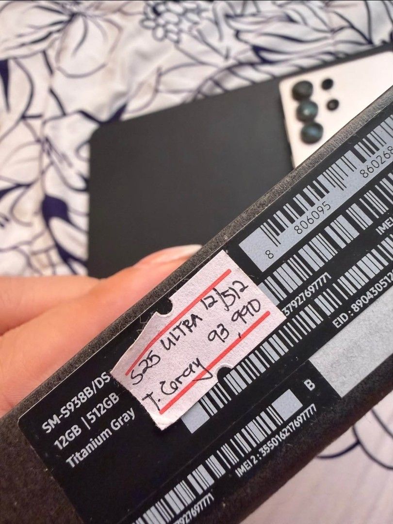SAMSUNG S25 ULTRA 512 (Category: Samsung) located in Bulacan. Submitted by sachietto (Listing ID 1469667896, Image 1). Description: .