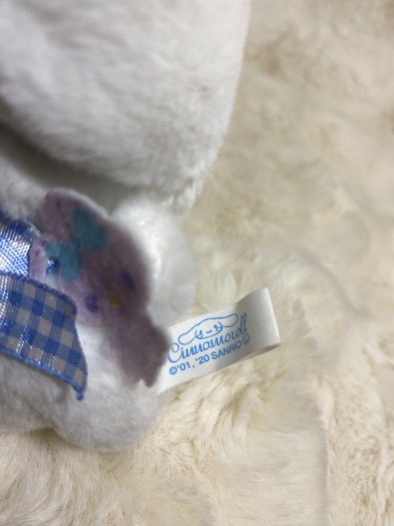 Sanrio’ Cinnamoroll plush charm (Category: Plushies & Soft Toys) located in Kalibo. Submitted by ollie_stuffshop (Listing ID 1469672108, Image 3). Description: Before you send your inquiries: ❗️Last Price is already posted ❗️Manage your expectations, WYSIWYG ❗️May need washing ❗️Dropoff is every Wednesday & Sunday.