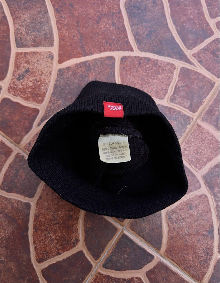 SANTA CRUZ BEANIE (Category: Activewear) located in Batangas. Submitted by engr_thrift (Listing ID 1469675497, Image 3). Description: Color rate : 9.5/10 Issue: none.