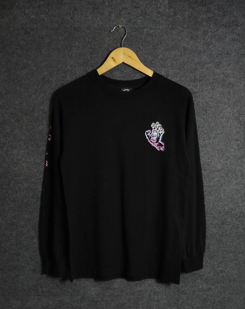 Santa Cruz Longsleeve (Category: Tshirts & Polo Shirts ) located in Bolinao. Submitted by tokiya. (Listing ID 1469580050, Image 2). Description: Santa Cruz Size Small-Medium 18x27.