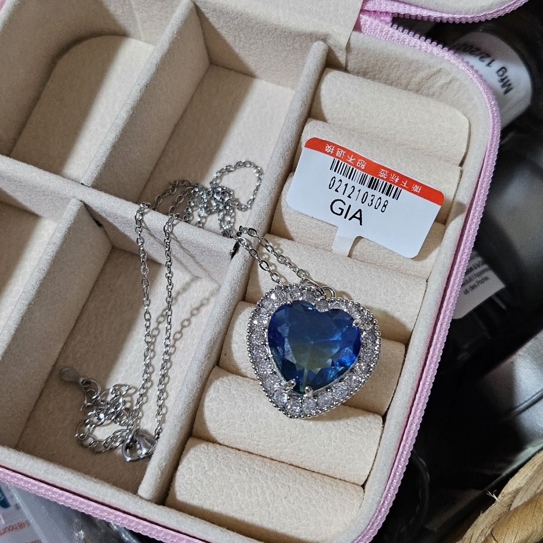 Sapphire Necklace (Category: Necklaces) located in Manila. Submitted by cloudita (Listing ID 1469640751, Image 1). Description: brand new sapphire necklace.