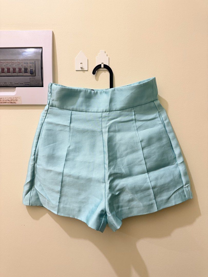Satin Shorts - Cyan (Category: Shorts) located in Manila. Submitted by xmagic.shopx (Listing ID 1469672911, Image 1). Description: Waist: 26-27 inches Hips: 34 inches Length: 15 inches.