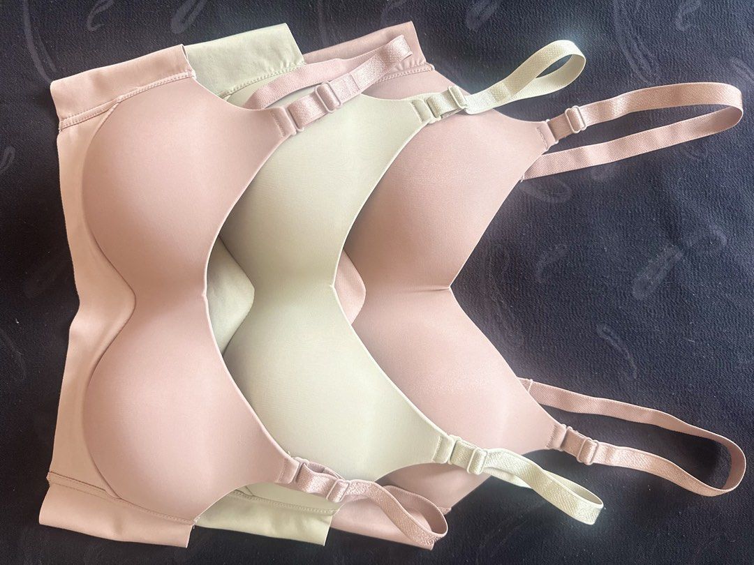 Seamless wacoal bra (Category: Undergarments & Loungewear) located in Makati City. Submitted by malunaquir (Listing ID 1469675944, Image 3). Description: .