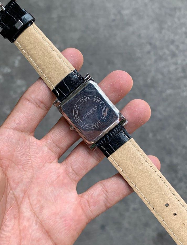 Seiko Roman Tank (Category: Men's Watches) located in Caloocan City. Submitted by jayjayb1738 (Listing ID 1469758191, Image 3). Description: .
