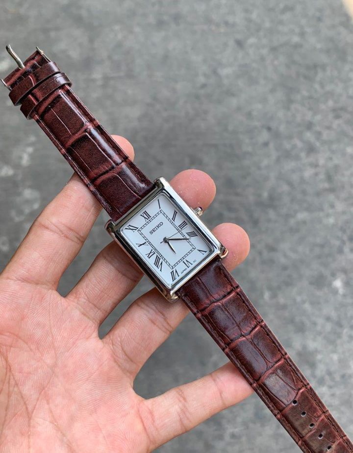 Seiko Roman Tank (Category: Men's Watches) located in Caloocan City. Submitted by jayjayb1738 (Listing ID 1469758249, Image 1). Description: .