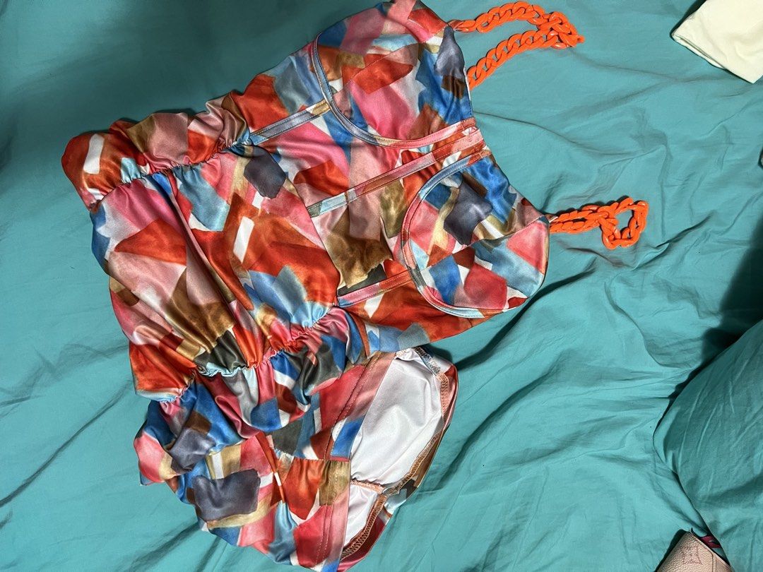 Sexy Bodycon dress (Category: Sets or Coordinates) located in Quezon City. Submitted by prelovedbykhy (Listing ID 1469738445, Image 2). Description: Perfect for night outs and parties..