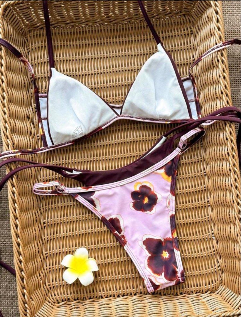 SHEIN Swimwear Set (Category: Bikinis & Swimsuits) located in Binangonan. Submitted by celinexoxo (Listing ID 1469588936, Image 3). Description: Never been used because I ordered the wrong size for me. For more details about the product, here’s the SHEIN link: https://m.shein.com/ph/Swim-Vcay-2pcs-Set-Women-s-Summer-Beach-Outfits-Random-Color-Print-Camisole-Top-Bikini-Bottoms-Swimwear-Set-p-431688736.html?attr_ids=&detailBusinessFrom=0-1_43168873