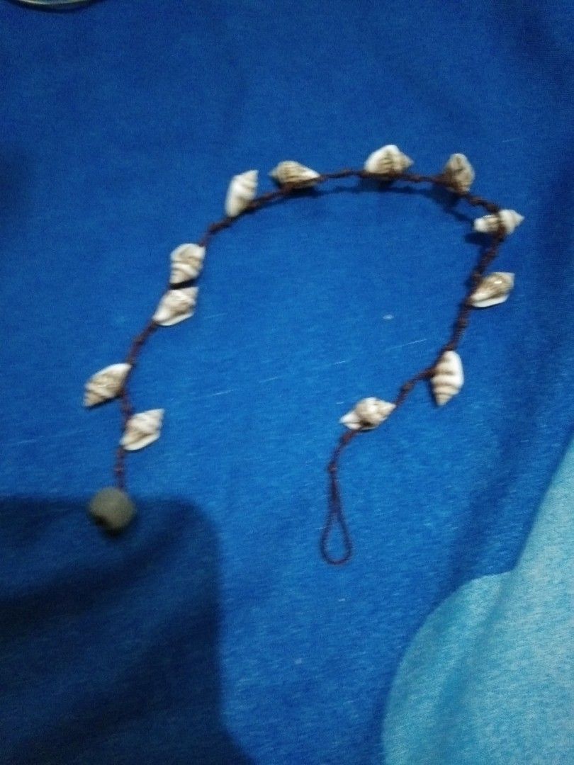 Shell anklet (Category: Anklets) located in Quezon City. Submitted by eidorableshop (Listing ID 1469703909, Image 1). Description: .