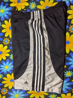 (Category: ) located in . Submitted by thrifting_forever (Listing ID 1469672817, Image 1). Description: .