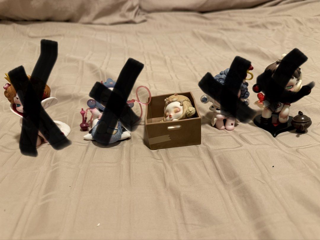 Skullpanda wonderland series (Category: Designer & Blind Box Toys) located in Angono. Submitted by wisepenguin.ba57f4 (Listing ID 1469644722, Image 1). Description: .