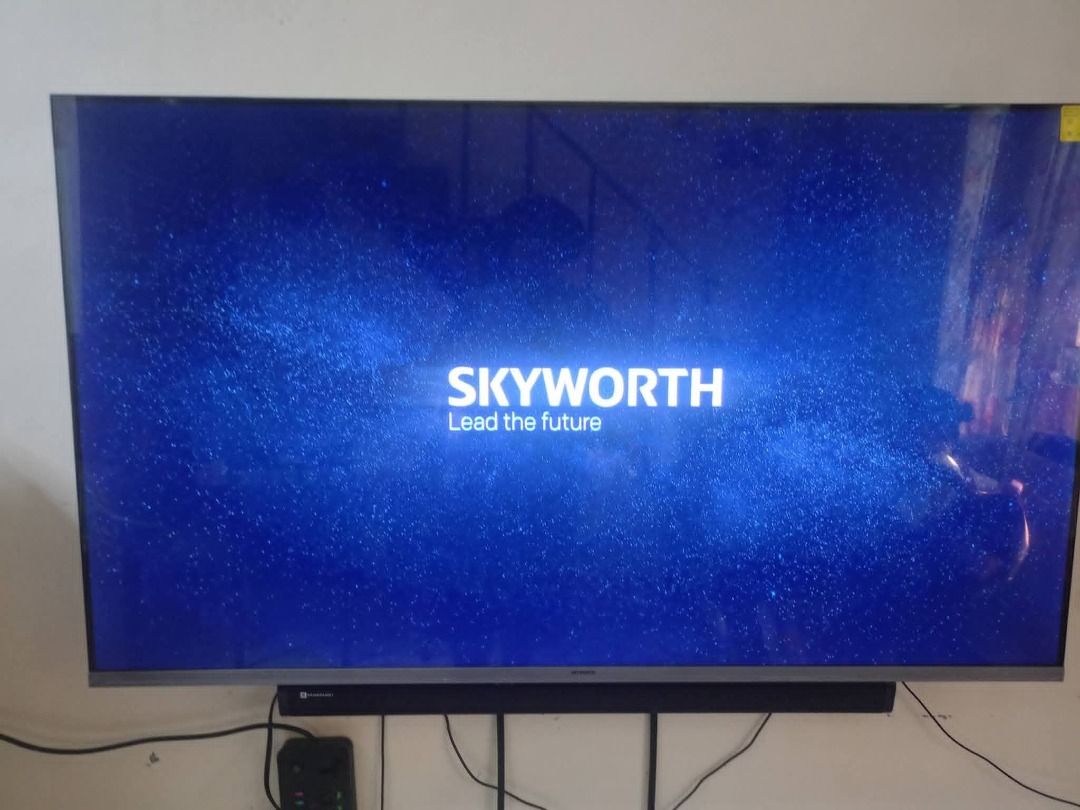 Skyworth 55inch google tv (Category: TV) located in Quezon City. Submitted by fastowl_a0c5b6 (Listing ID 1469688553, Image 2). Description: Bilin nyo na Skyworth 55inch google tv No issue no history repair Kompleto accessories Unit stand wall bracket remote at box 7000 nalang po rush Pass sa tatawad at malayo Kung lalamove sagot nyo!! Caloocan pick up only!! .
