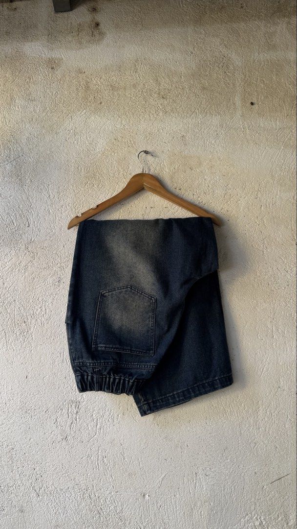 Slothful Baggy Denim (Category: Jeans) located in Lipa City. Submitted by scrap.threads (Listing ID 1469729326, Image 1). Description: Item: Slothful Baggy Denim Price: 550 Dimes: Width - 27-36 Length - 38.5 Hem - 11 Issue: Lipa City Ship via J&T (Shouldered by buyer) Payment via Gcash ***Notice*** Color may vary due to lighting. Payment first. Item/s are thrifted or used condition unless stated otherwise. Please manage your expectation..