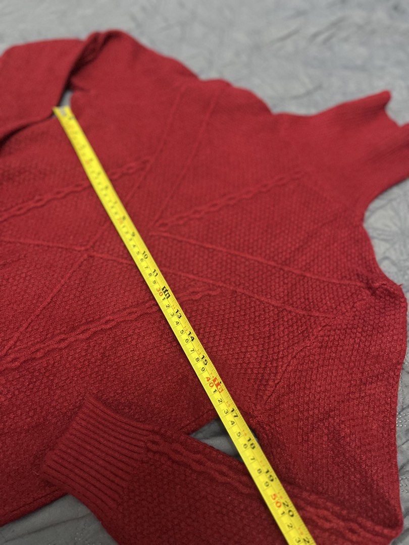 SMALL - RED Turtleneck Sweater (Category: Coats, Jackets and Outerwear) located in Paranaque City. Submitted by regina_sy (Listing ID 1469622243, Image 3). Description: NO issue MOP: GCASH J&T Express delivery (SF c/o BUYER) * Parcel Drop-off (J&T Branch) WEEKENDS only NO WW photo 📍MNL .