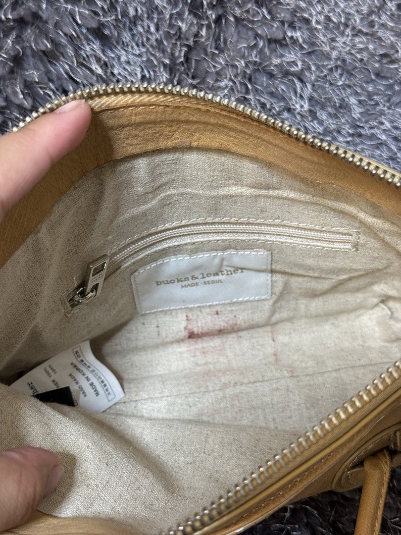 Small Bag (Category: Purses & Pouches) located in Manila. Submitted by sophia_cantos23 (Listing ID 1469638599, Image 3). Description: .