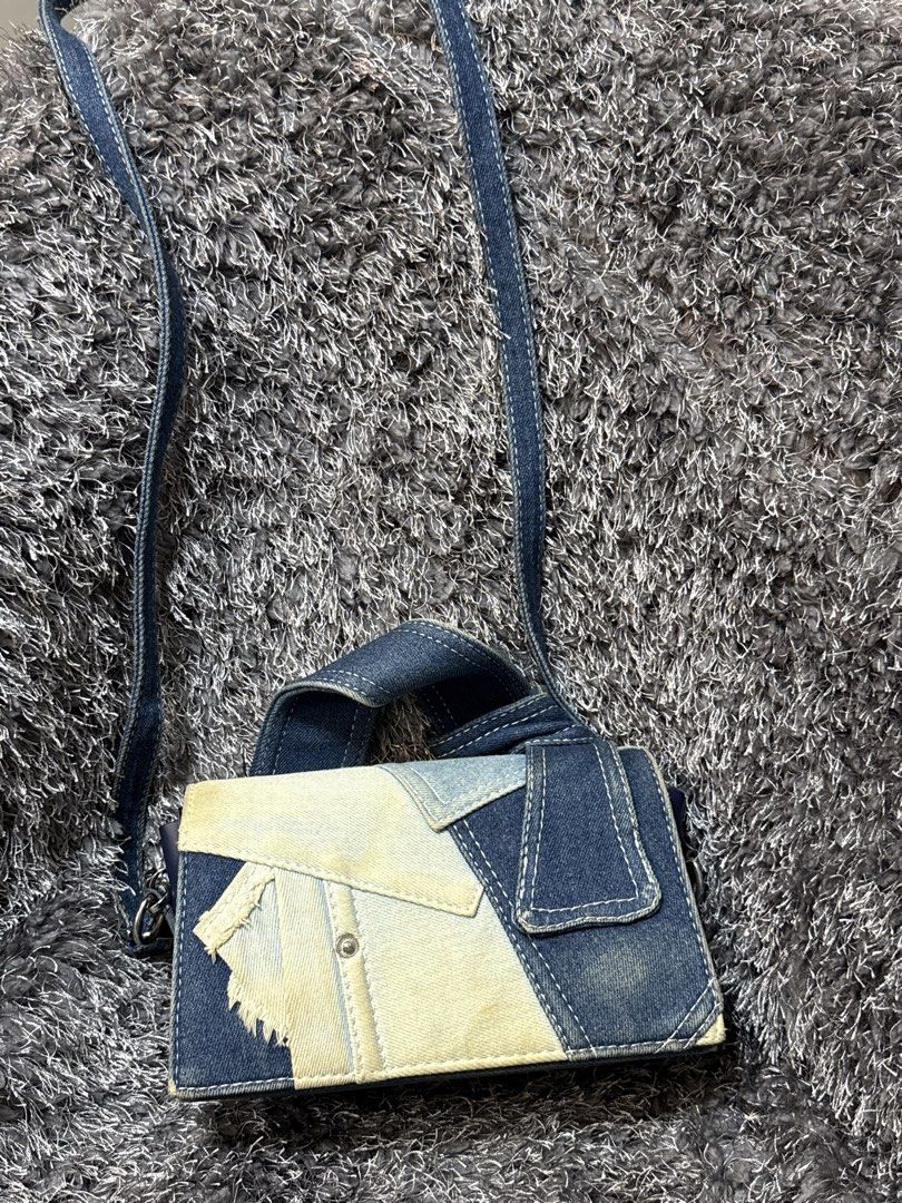 Small Denim Cross Body Bag (Category: Cross-body Bags) located in Manila. Submitted by sophia_cantos23 (Listing ID 1469638824, Image 3). Description: .