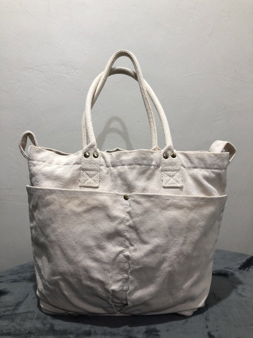 SNOOPY CANVAS TOTE BAG/ SHOULDER BAG (Category: Tote Bags) located in Imus. Submitted by dhouseoftotes (Listing ID 1469681229, Image 3). Description: 📐 MEASUREMENTS‼️ H - 11 inches W - 16 inches D - 5 inches Drop - 9 inches •NO RUST ON HARDWARE DISCLAIMER!! I am not affiliated, associated, authorised, endorsed by, or in any way officially connected with any of the brands, companies, or trademarks mentioned on this page/shop. All product names, l