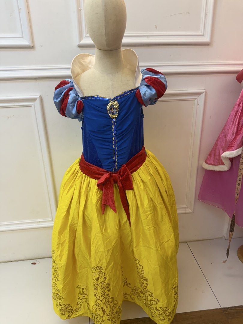 SNOWWHITE 7/8Y (Category: Babies & Kids Fashion) located in Manila. Submitted by dreamsmagic02 (Listing ID 1469680284, Image 1). Description: .