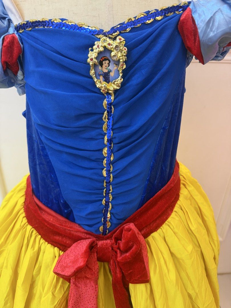 SNOWWHITE 7/8Y (Category: Babies & Kids Fashion) located in Manila. Submitted by dreamsmagic02 (Listing ID 1469680284, Image 3). Description: .
